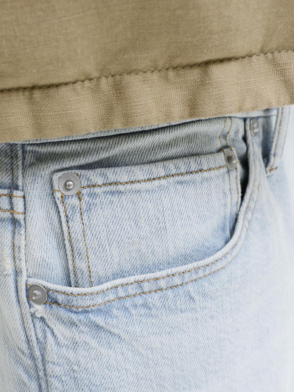 model_shot-detail